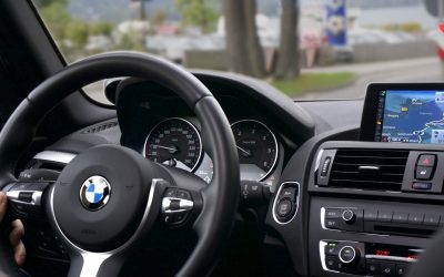 car-1281640_1920